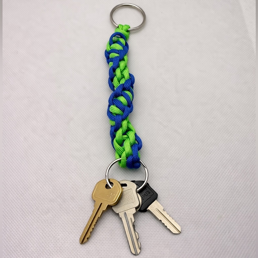 Handmade Double Helix Paracord Keychain